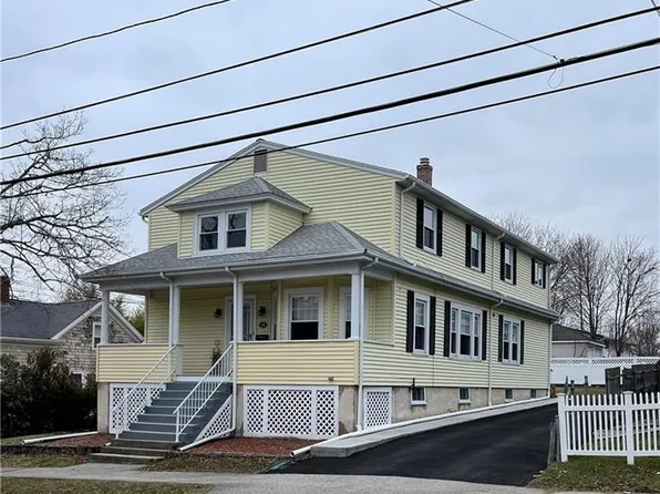 141 Bay View Ave, Bristol, RI 02809