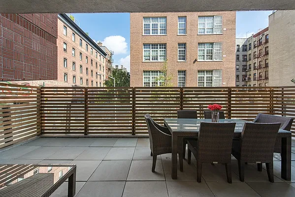 Sold by Nest Seekers International | media 7