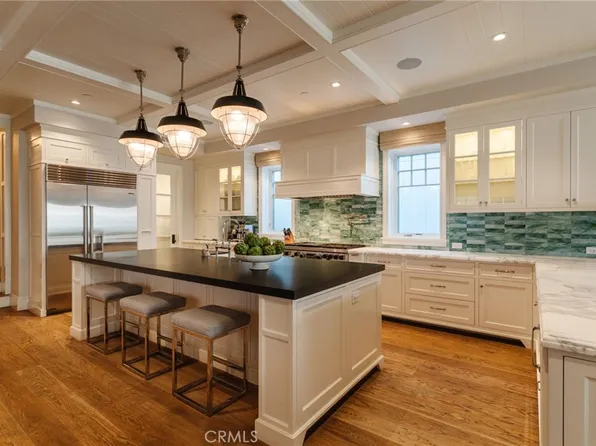 413 7th St, Manhattan Beach, CA 90266