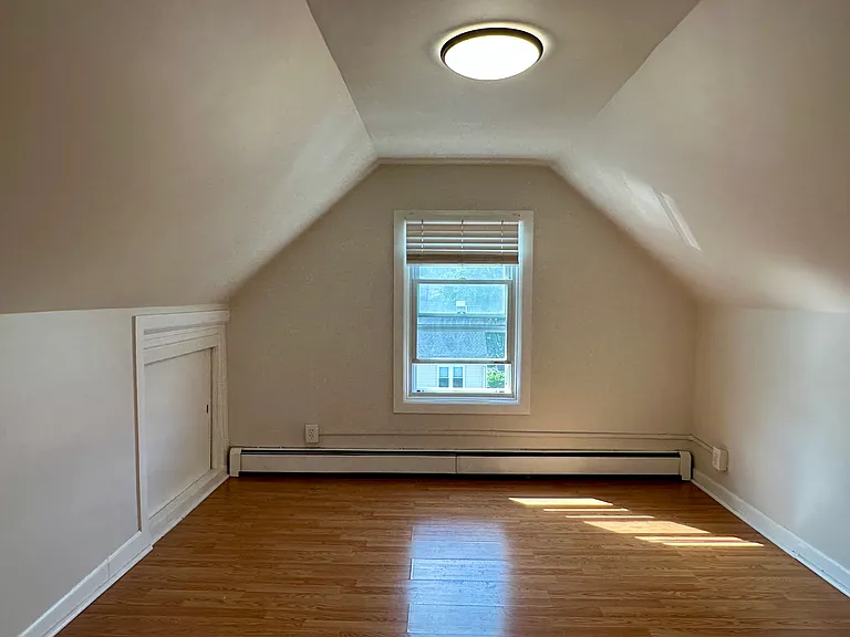 60 Morrissee Ave #3 — Photo 5