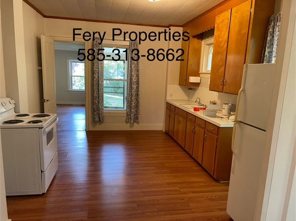 8-10 White St