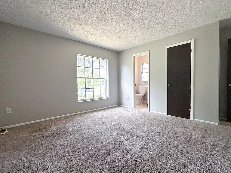 2402 E 99th Ave — Photo 21