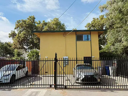 1219 T St #4 Photo 1