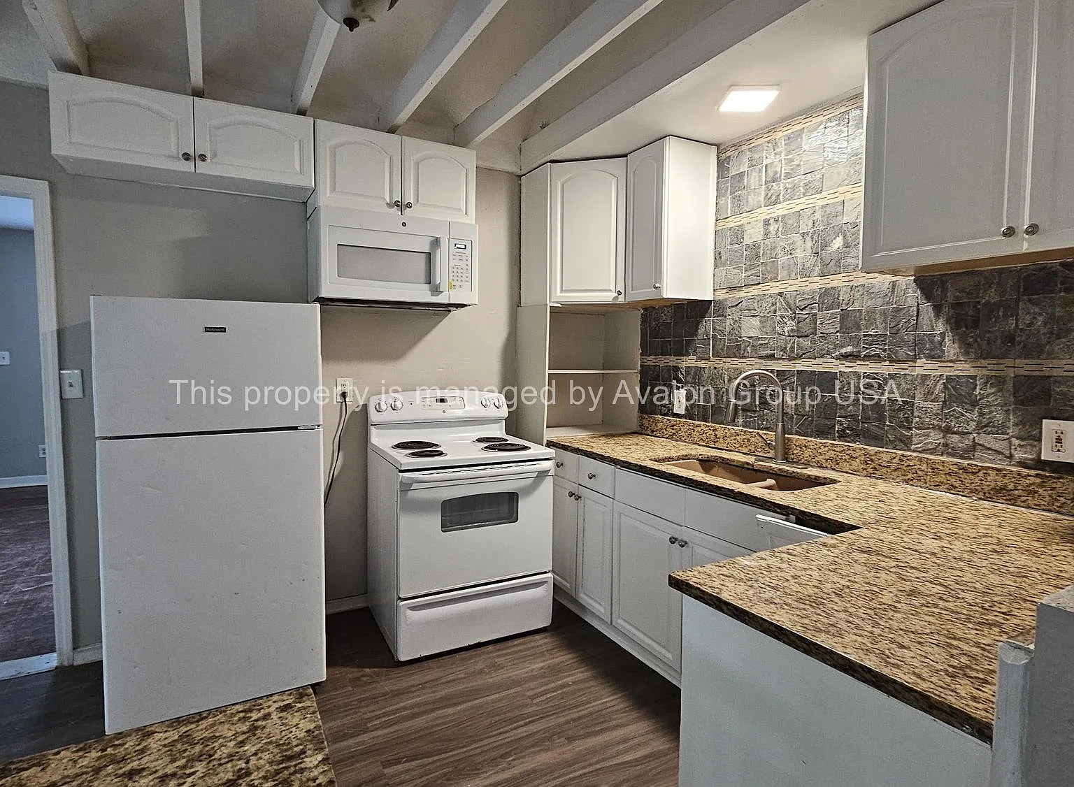 4 bed, 1590 sqft, $1,575 — Photo 2