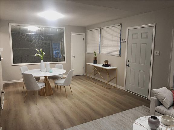 2nd image of 147 Brigadoon Cir