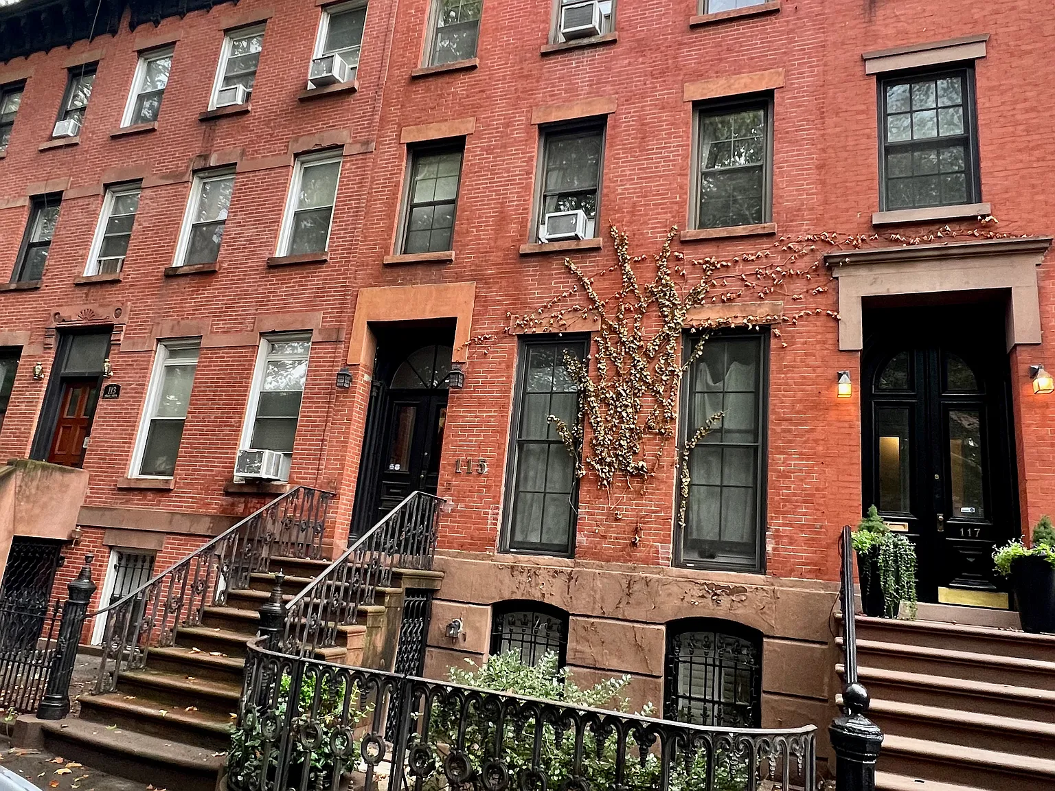 115 Bergen Street — Photo 1