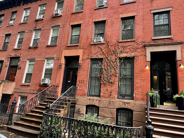 115 Bergen St #2 — Photo 1