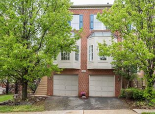 45879 Debhill Ter, Sterling, VA 20166