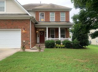 6113 Amber Bluffs Cres, Raleigh, NC 27616