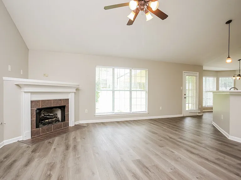 1657 Madison Ave — Photo 4