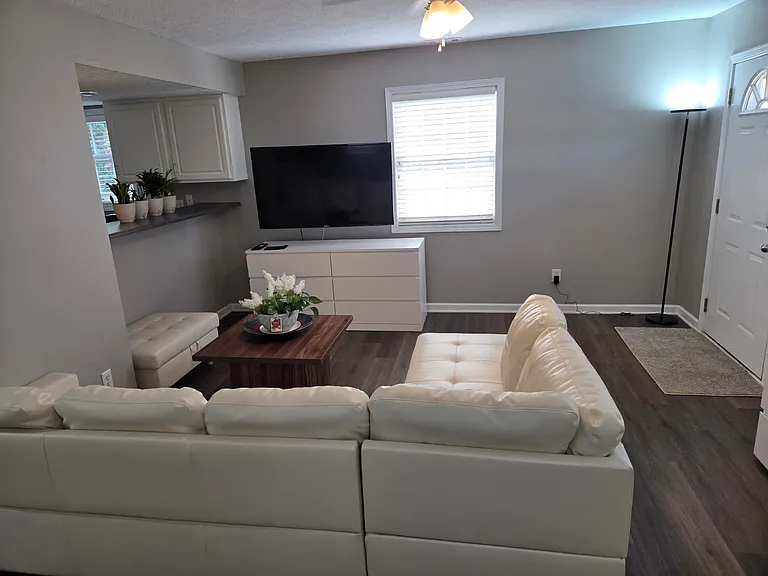 3477 S Oaklawn Cir #1 — Photo 14
