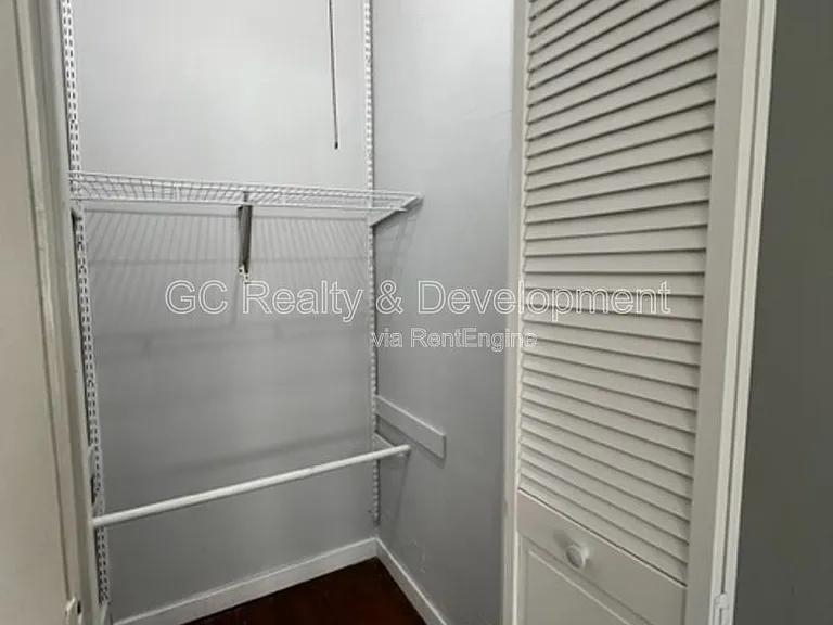 220 Main St #2R — Photo 11