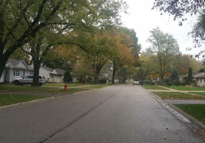 2nd image of 445 W James Way