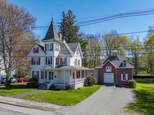 196 Chestnut St, Gardner, MA 01440
