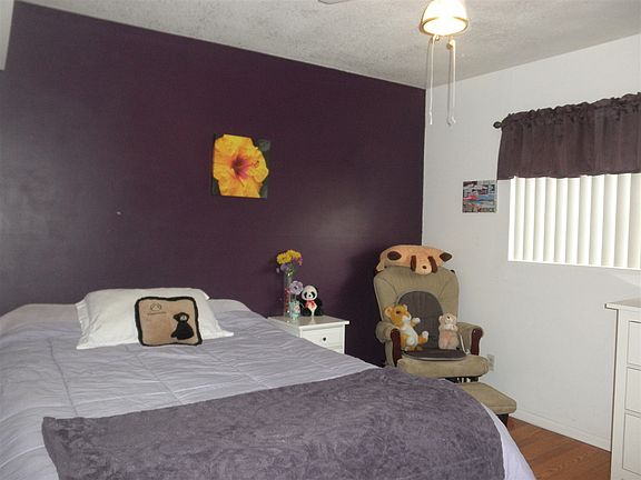 4th image of 686 Palomar Ave