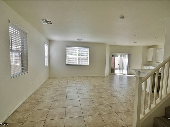 4th image of 3041 Lake Como Ave