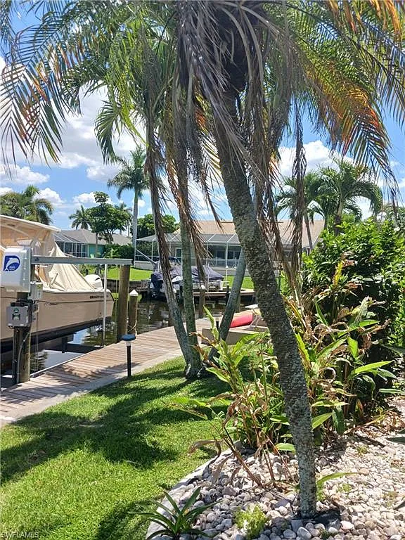 4 bed, 3.5 bath, 3654 sqft, $8,500 — Photo 4