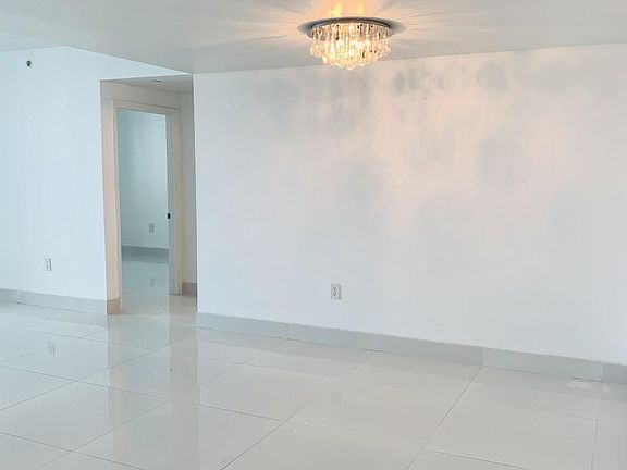 4th image of 1250 S Miami Ave APT 3403