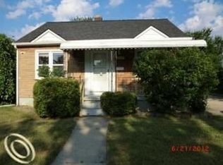 22137 Virginia Ave, Eastpointe, MI 48021