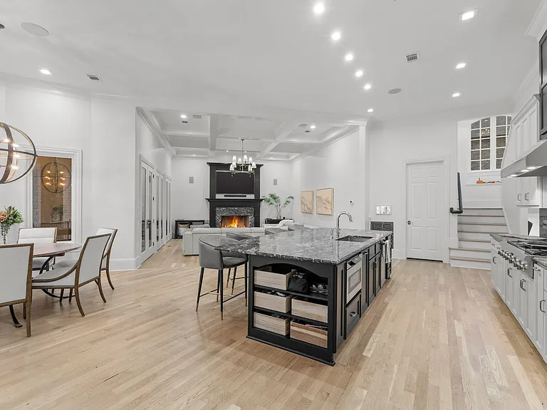 1415 Richland Woods Ln — Photo 22