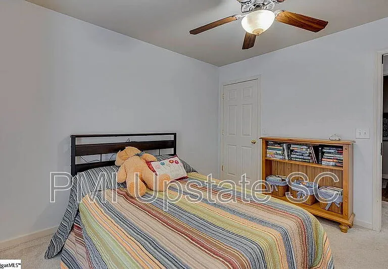 1122 E Lee Rd — Photo 20