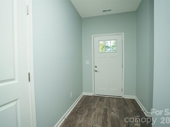 3rd image of 208 E 15th St