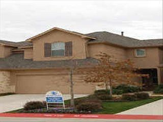 5th image of 604 Rosemead Dr