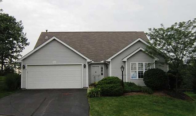 1st image of 314 Carriage Dr