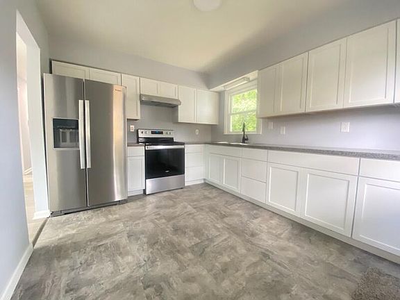 5th image of 334 Wickland Ct
