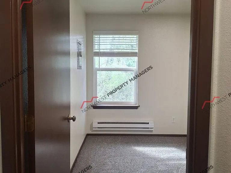 1101 Woodland Ave — Photo 9