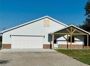 160 N 200th St, Arma, KS 66712