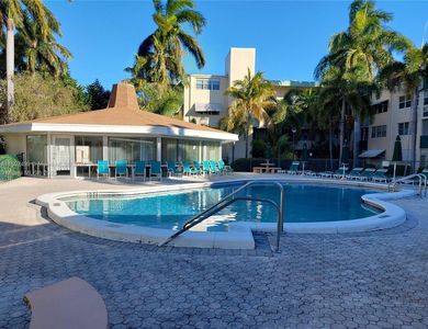 1333 E Hallandale Beach Blvd APT 243, Hallandale, FL, 33009