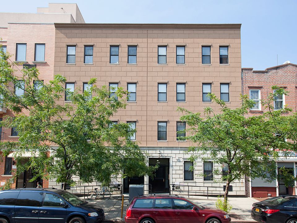 1st image of 205 Montrose Ave APT 6