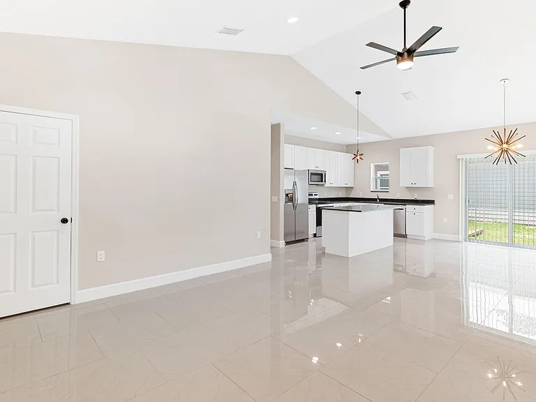 2770 Schaller Rd — Photo 12