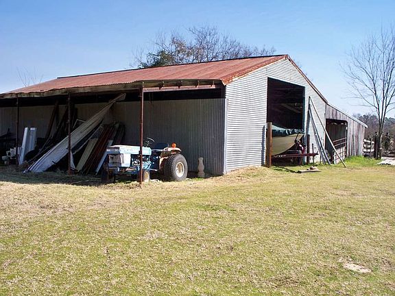 4th image of 1711 County Road 2850
