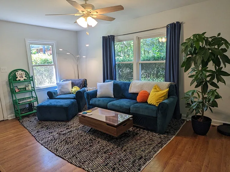 714 Sardis Dr — Photo 3