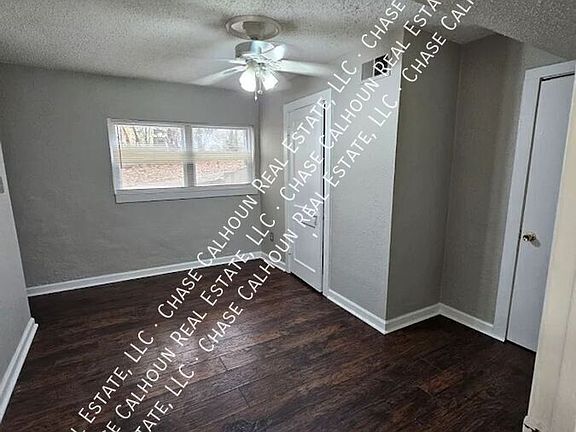 3rd image of 3509 Kavanaugh Blvd #2