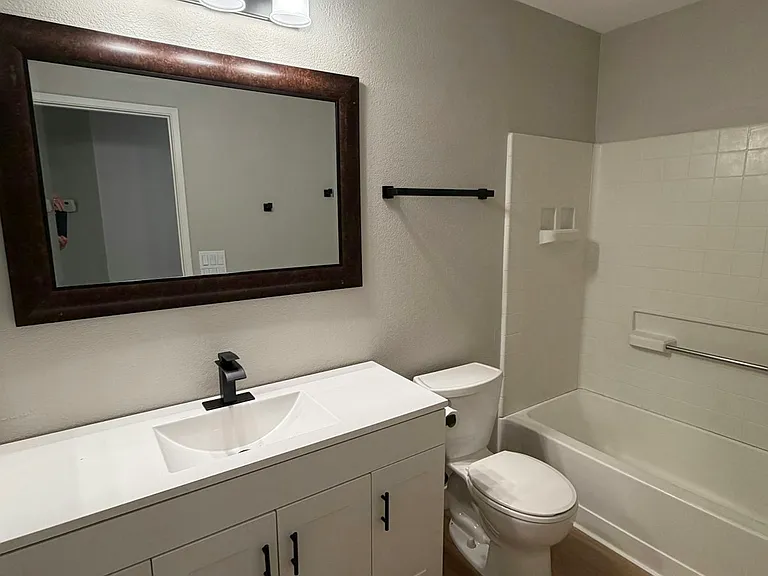 GUEST BATH