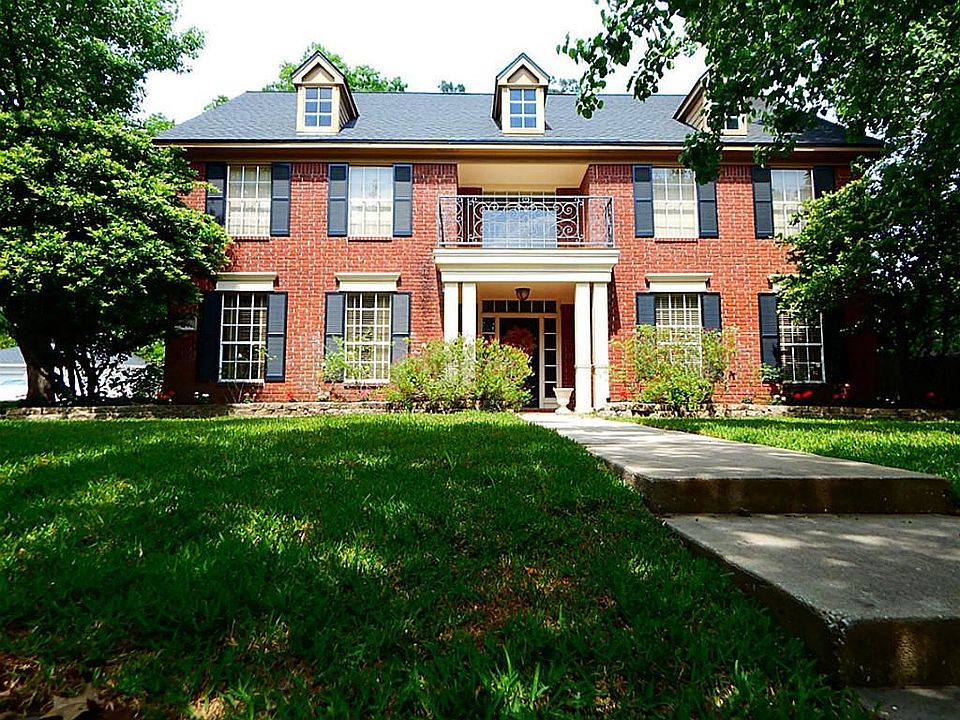 1st image of 3811 Rock Springs Dr