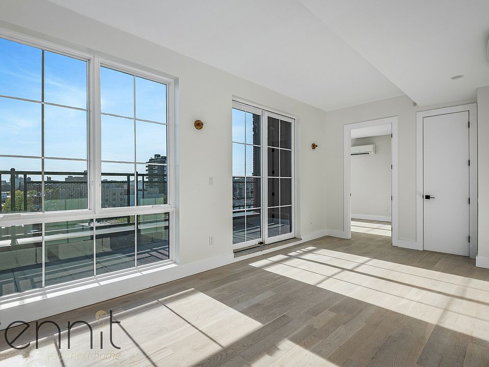 1st image of 933 Rogers Ave #7F