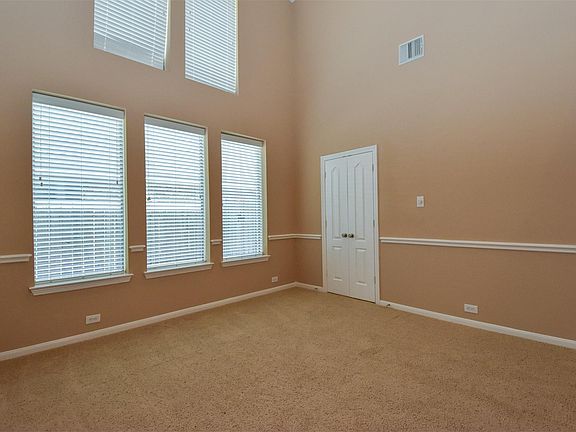 5th image of 21223 Pennshore Ln