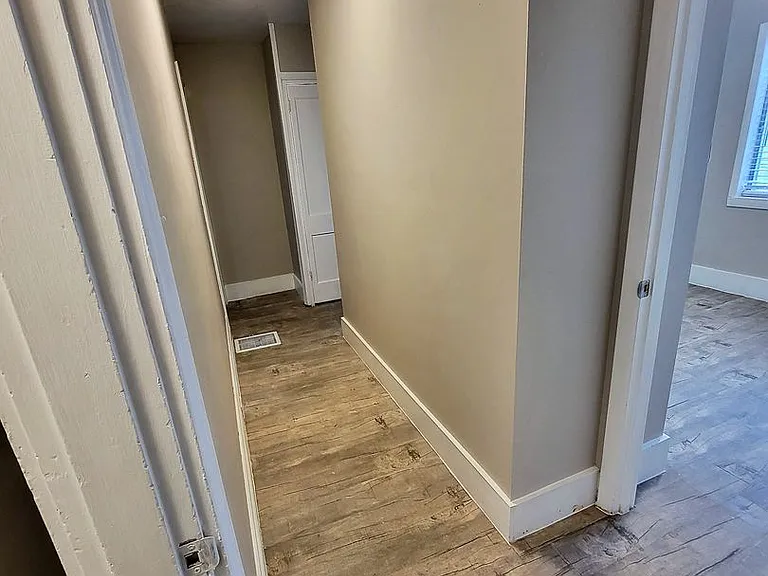 1407 Virginia Ave — Photo 16