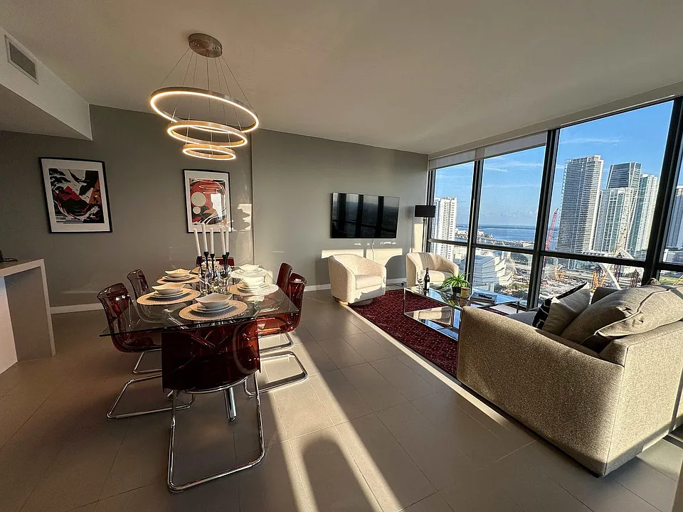 1600 NE 1st Ave #29-ID1328100P