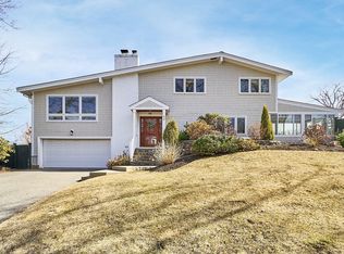 60 Gale Rd, Swampscott, MA 01907