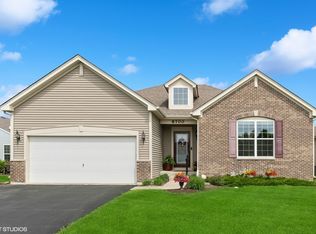 8700 Templeton Rd, Huntley, IL 60142