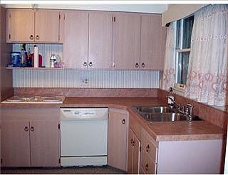 2nd image of 1020 Burlington Ave