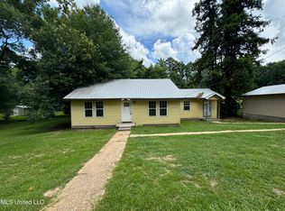 1050 Beech St, Wesson, MS 39191