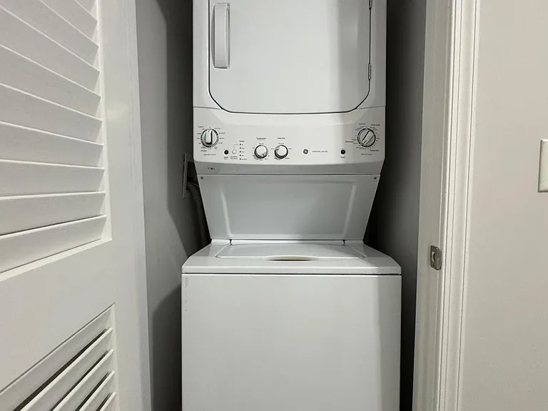 408 Westminster Ave #222 — Photo 8