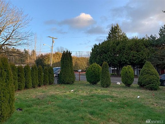 4th image of 3260 S 204th St