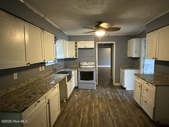 3rd image of 104 Foxhall Street